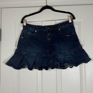 Social Collision Star Bling Dark Denim Pleated Mini Skirt Y2K Glam Stretch Med